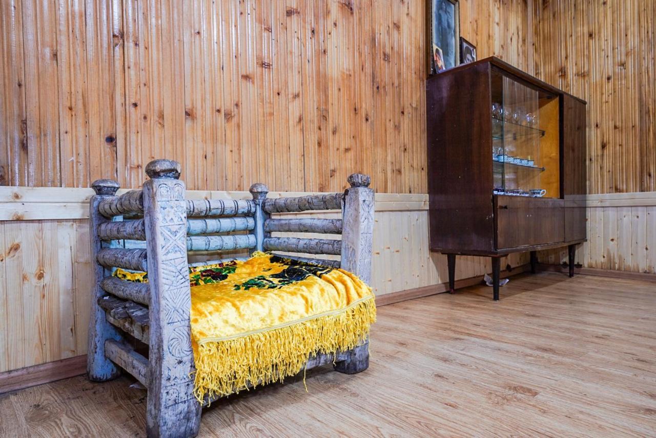 Bori'S Guesthouse Usguli Kültér fotó