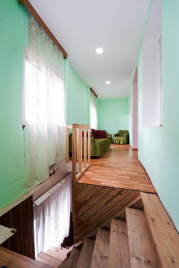 Bori'S Guesthouse Usguli Kültér fotó