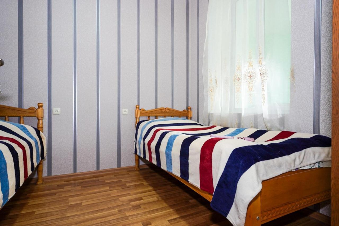 Bori'S Guesthouse Usguli Kültér fotó