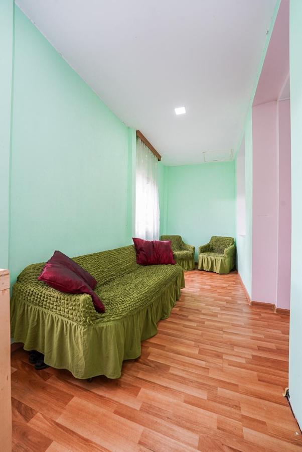 Bori'S Guesthouse Usguli Kültér fotó